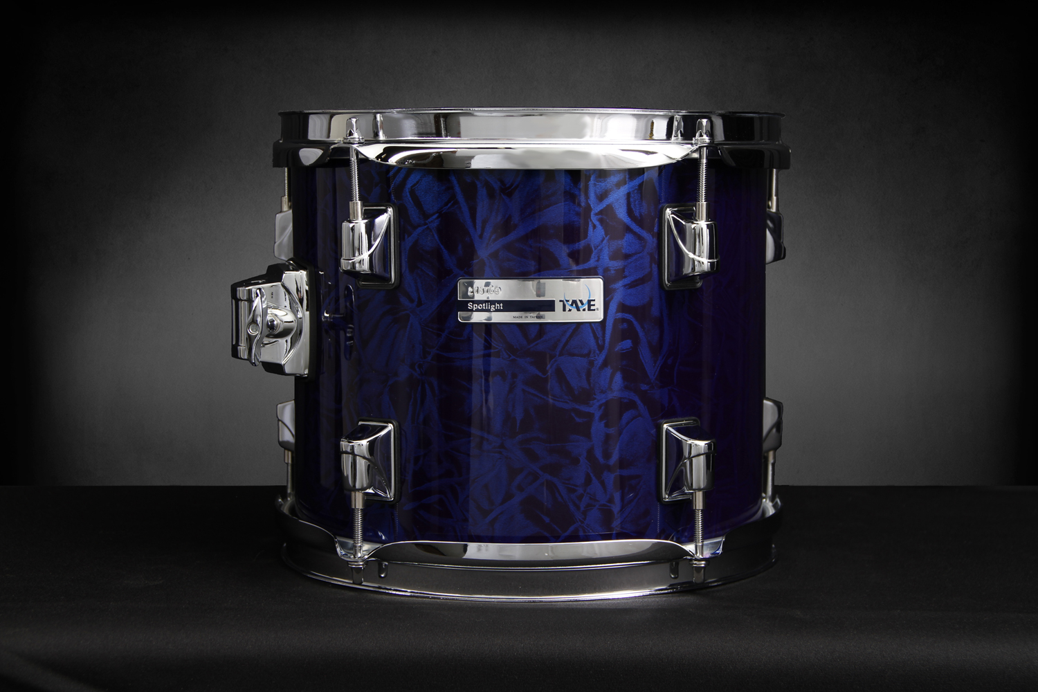 http://www.tayedrums.com/drum_sets/spotlight/images/graphic_blue.jpg